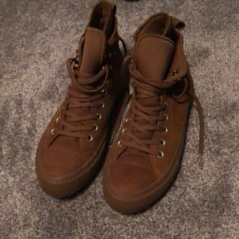 Brown suede Converse All Star